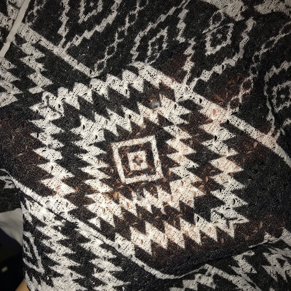 Aztec Long Sleeve Tee - Picture 3 of 3